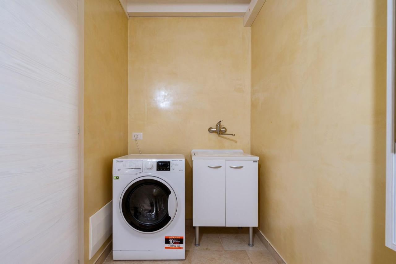 Dimora Fraschi Aparthotel Casarano Bagian luar foto